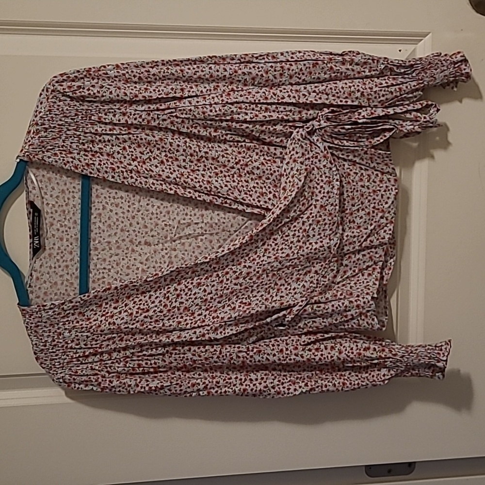 NWOT Zara long sleeve wrap top